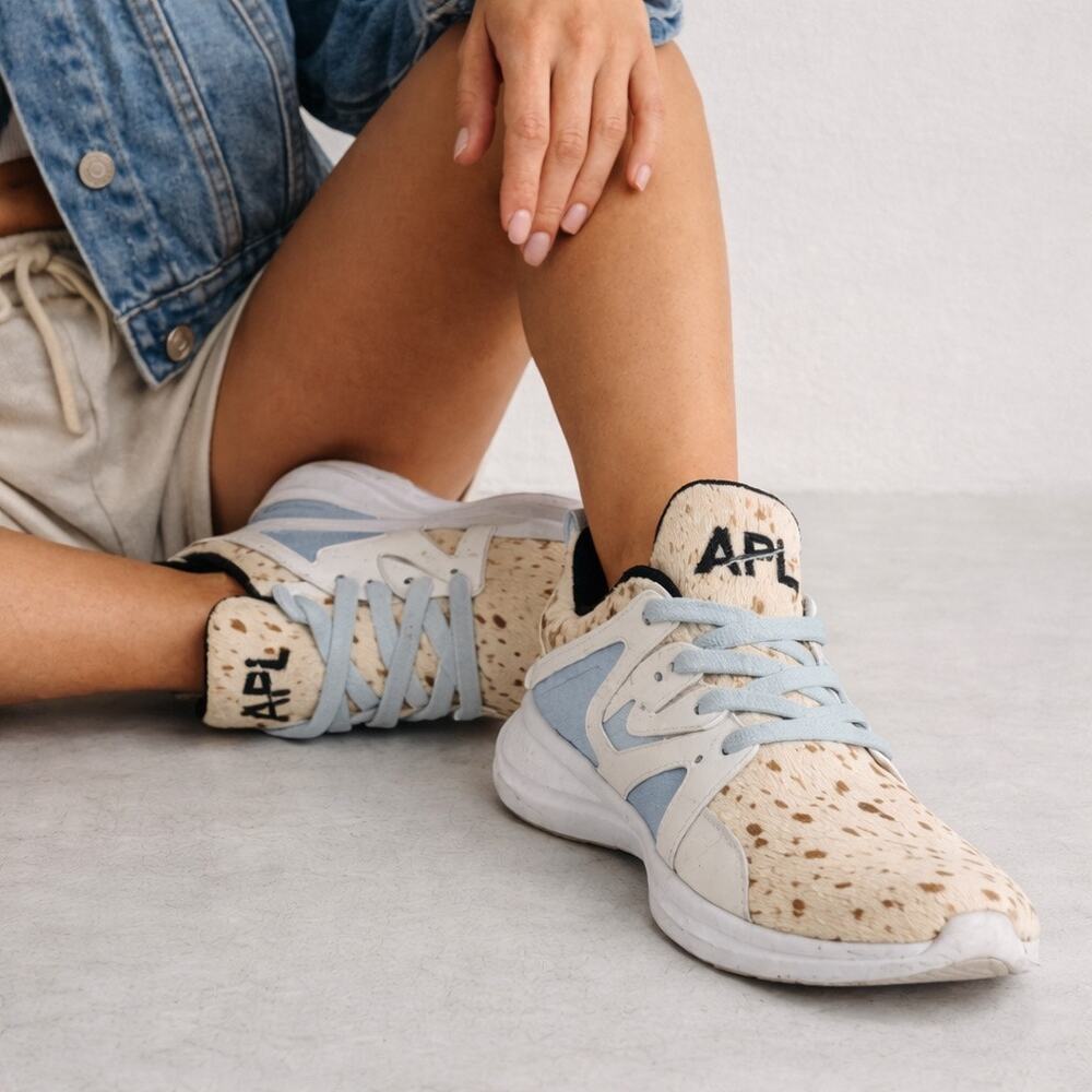 APL Ascend W Cow Print Haircalf Propelium Sneakers Women’s Size 8